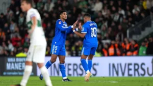 مباريات دوري أبطال أوروبا 2025-2026: القنوات الناقلة لمواجهة أولمبياكوس وريال مدريد وطرق المشاهدة عبر الإنترنت